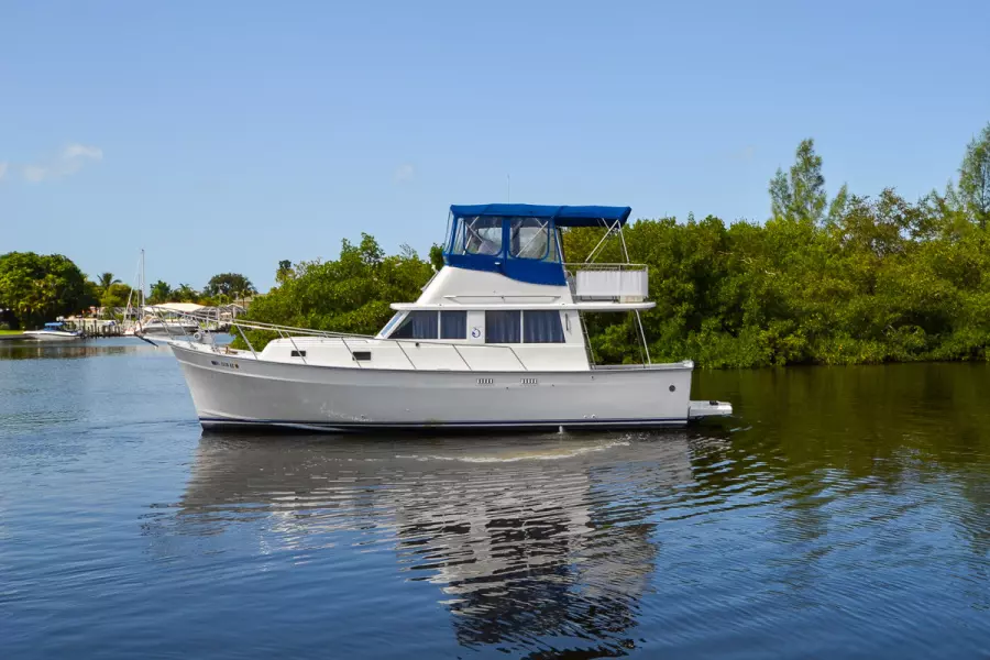 Mainship 34 Trawler