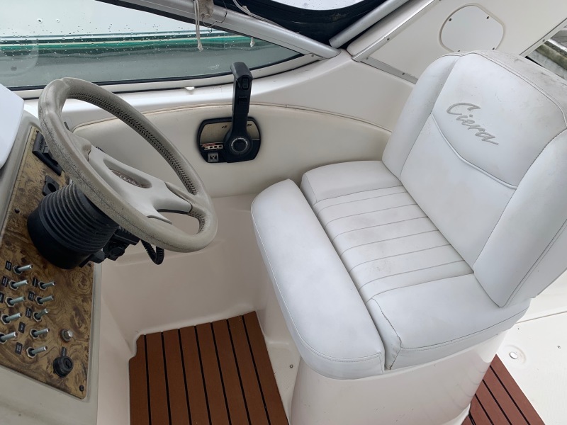2000 Bayliner Ciera 2855
