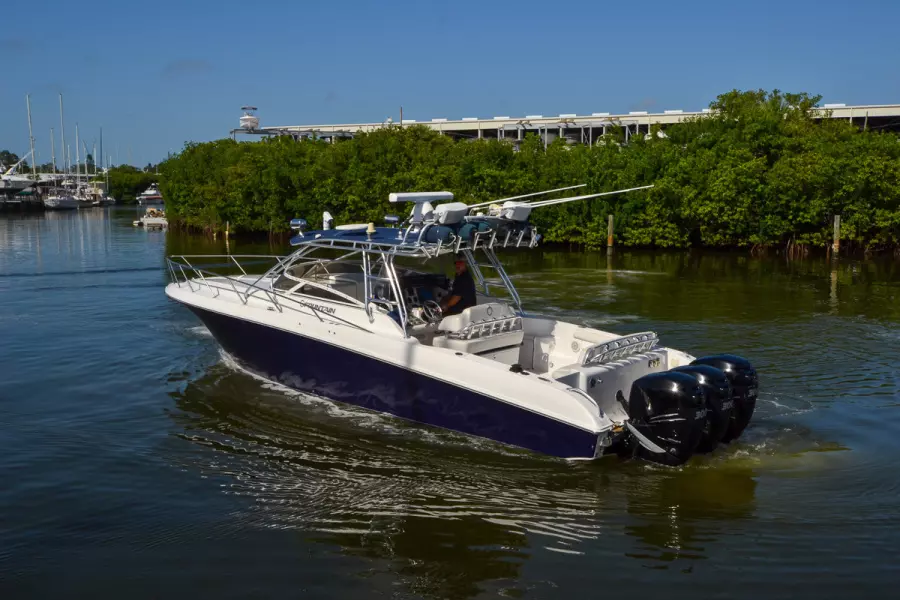2008 Fountain 38 LX