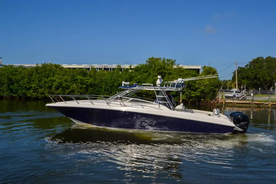 2008 Fountain 38 LX