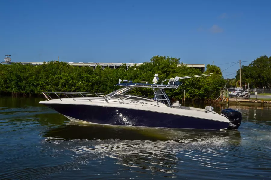 2008 Fountain 38 LX