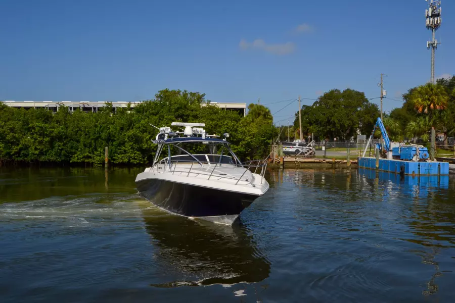 2008 Fountain 38 LX