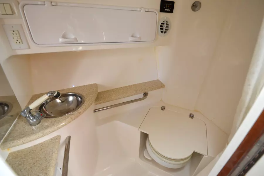 2008 Fountain 38 LX