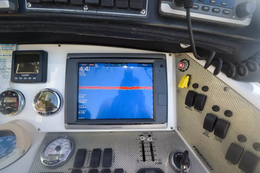 2008 Fountain 38 LX