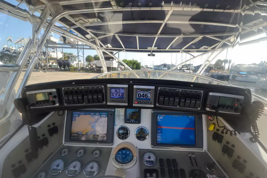 2008 Fountain 38 LX
