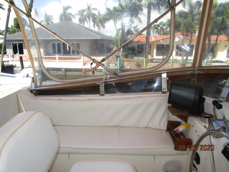 1981 Gulfstar "38" Motor Cruiser