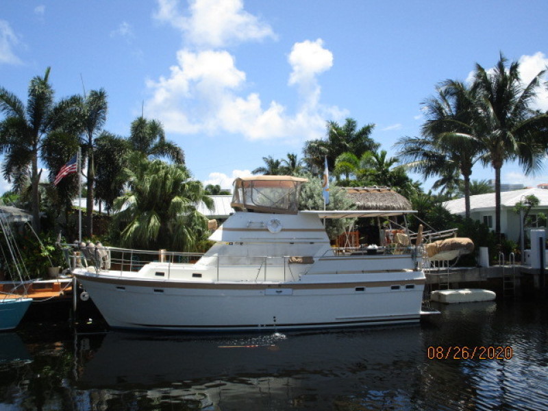 1981 Gulfstar "38" Motor Cruiser