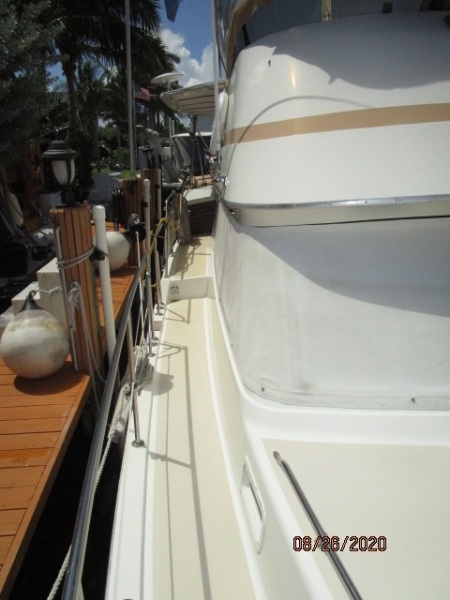 1981 Gulfstar "38" Motor Cruiser