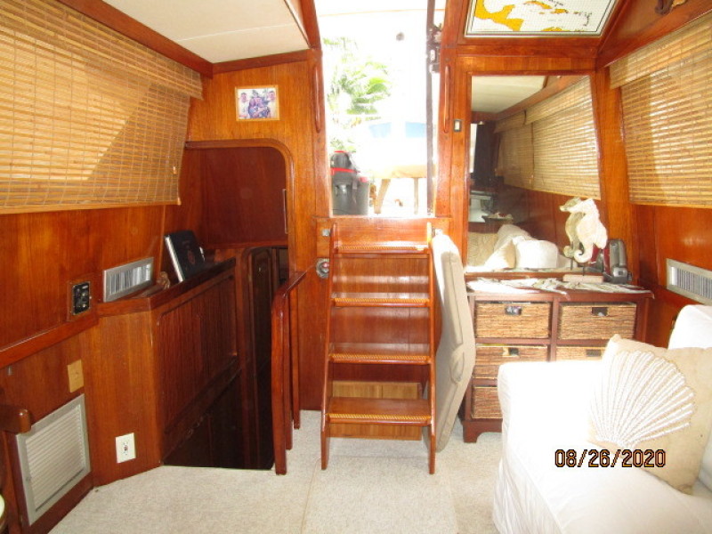 1981 Gulfstar "38" Motor Cruiser