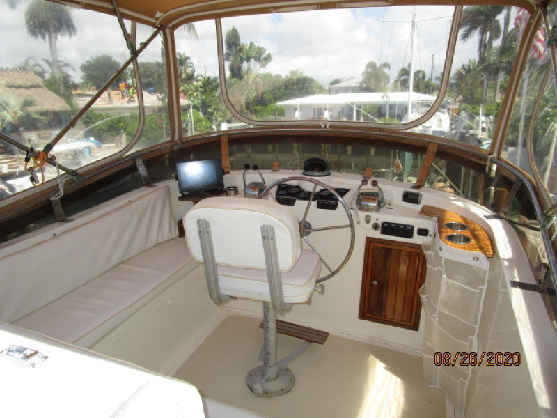 1981 Gulfstar "38" Motor Cruiser