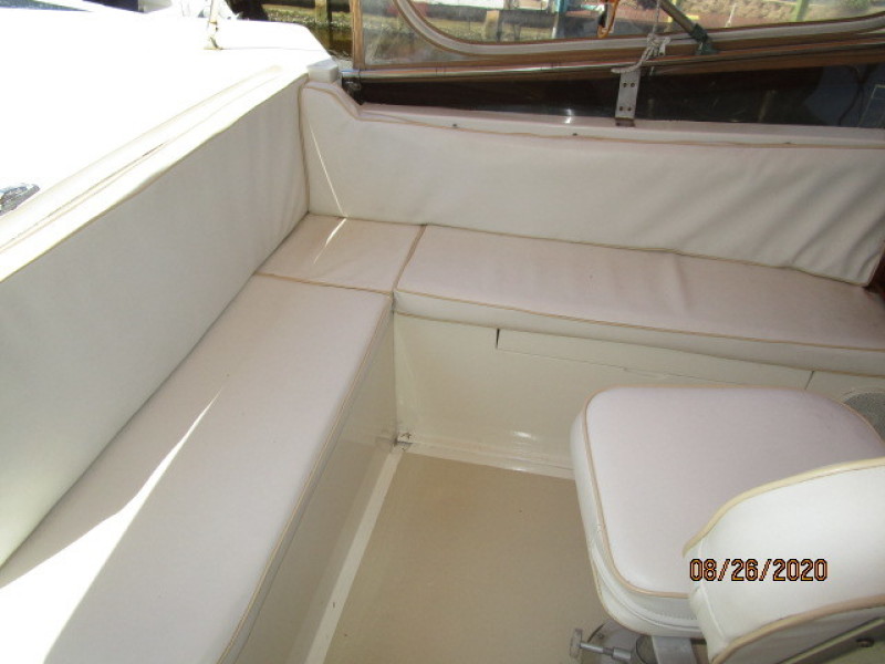 1981 Gulfstar "38" Motor Cruiser