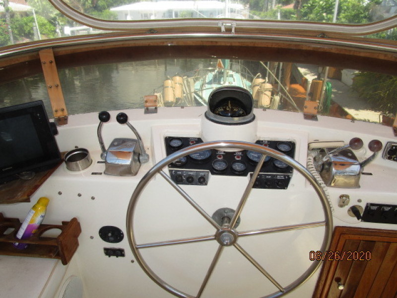 1981 Gulfstar "38" Motor Cruiser