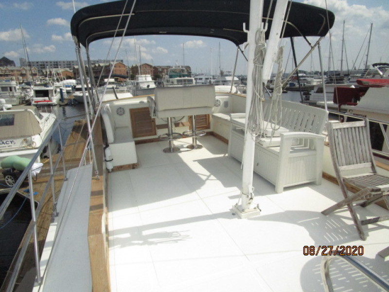 2004 Mariner "38" Europa