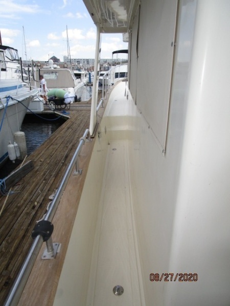 2004 Mariner "38" Europa