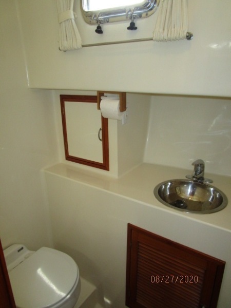 2004 Mariner "38" Europa