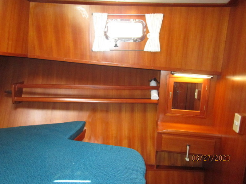 2004 Mariner "38" Europa