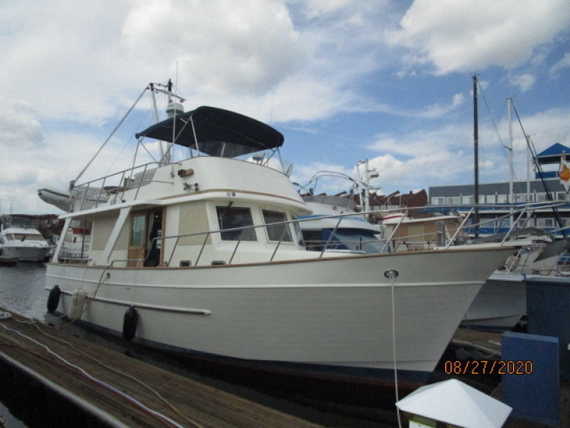 2004 Mariner "38" Europa
