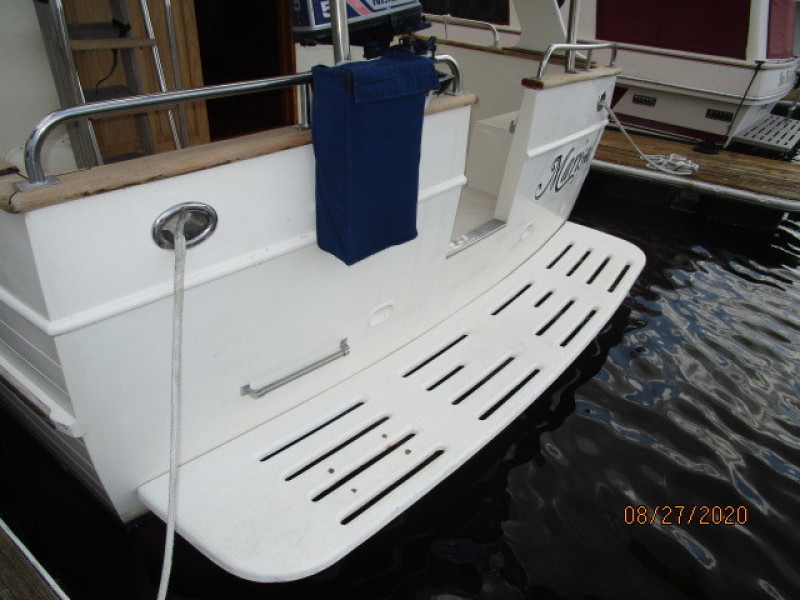 2004 Mariner "38" Europa