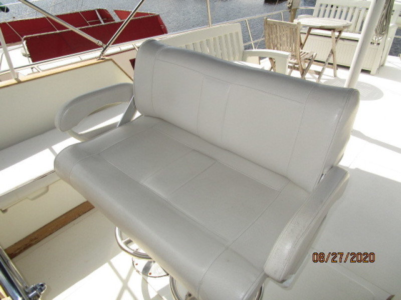 2004 Mariner "38" Europa
