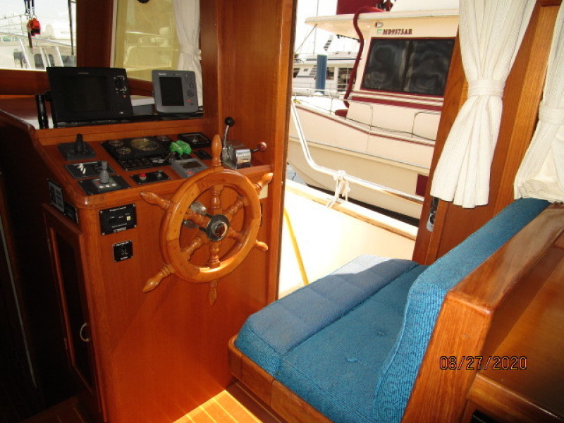 2004 Mariner "38" Europa