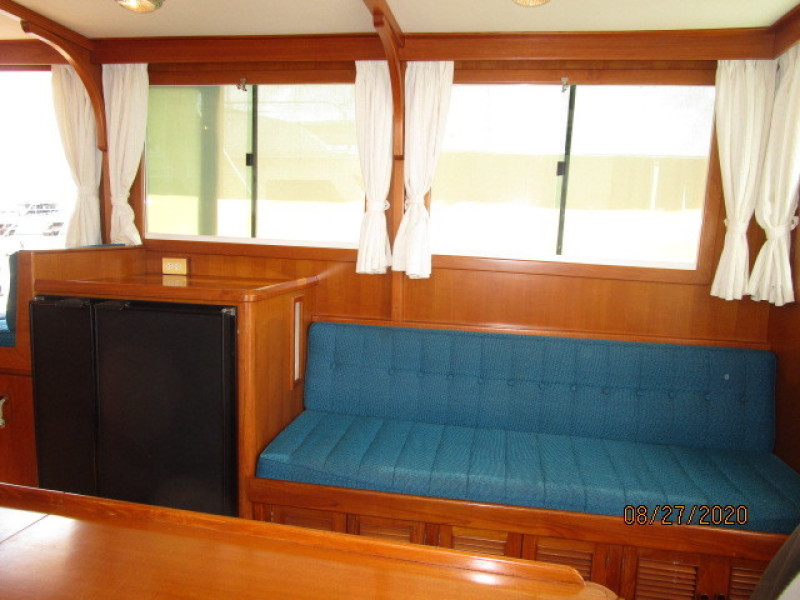 2004 Mariner "38" Europa
