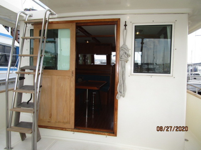 2004 Mariner "38" Europa