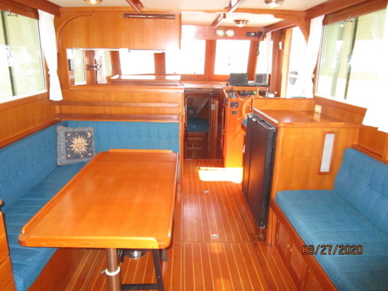 2004 Mariner "38" Europa