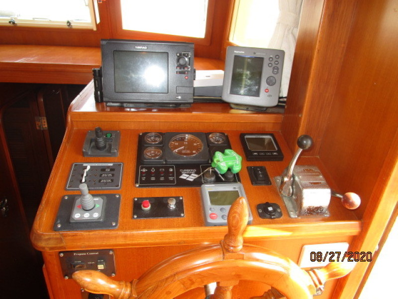 2004 Mariner "38" Europa