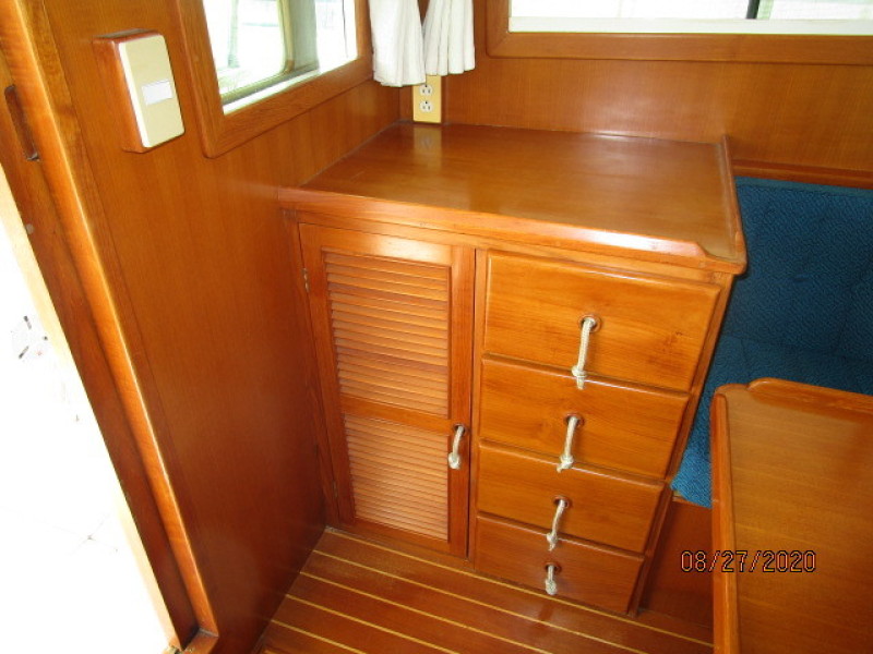 2004 Mariner "38" Europa