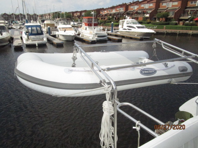 2004 Mariner "38" Europa
