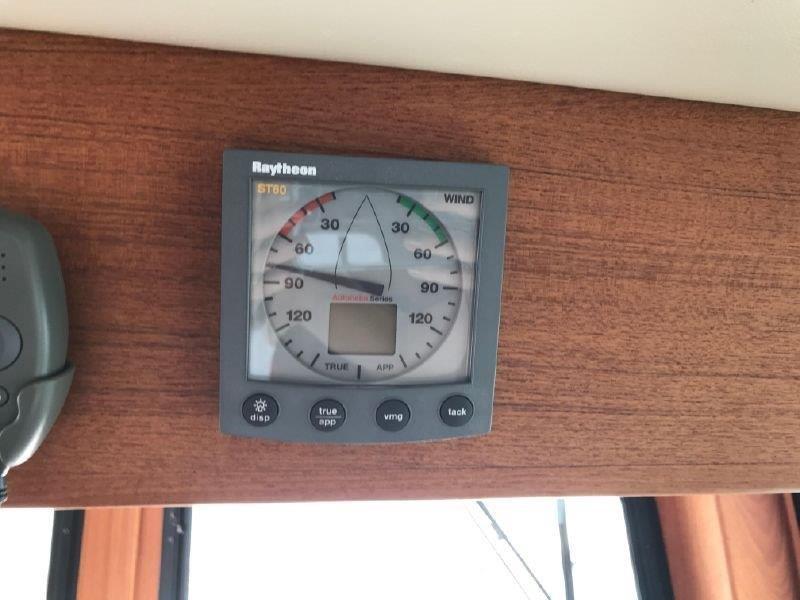 2001 Nordic Tugs 37