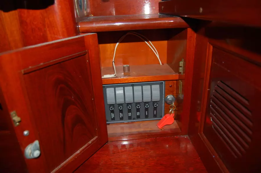 Miss Donna 24ft Elco Yacht For Sale