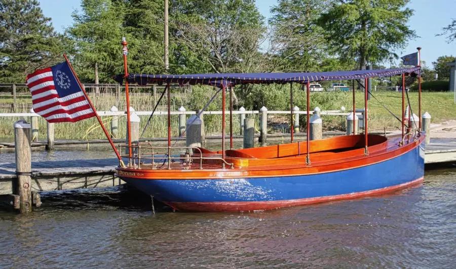 Miss Donna 24ft Elco Yacht For Sale