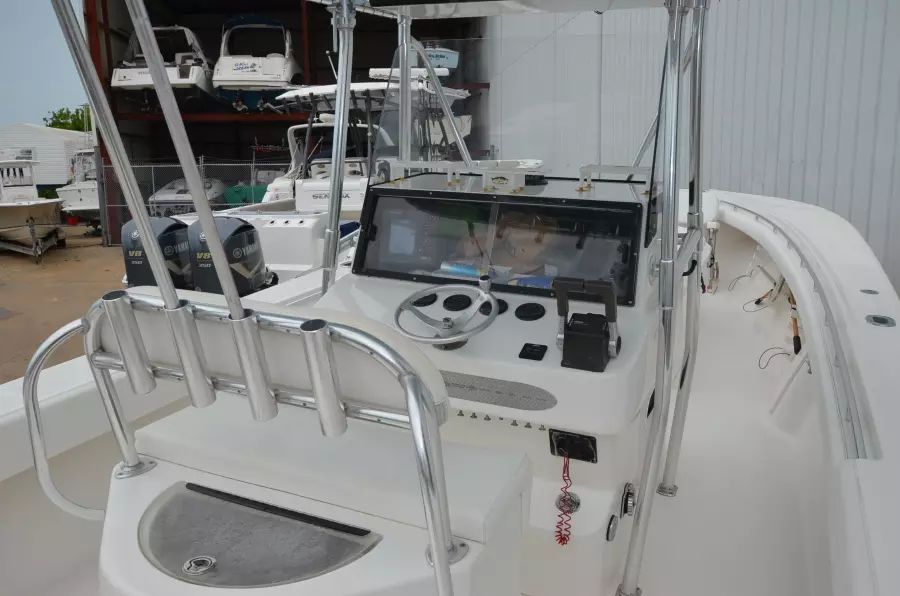 2002 SeaCraft 32 Master Angler