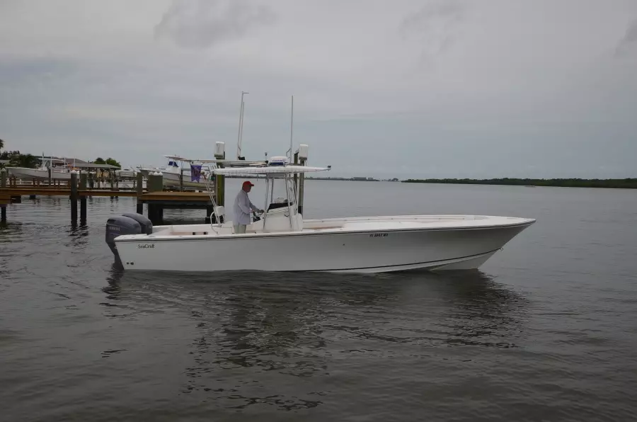 2002 SeaCraft 32 Master Angler