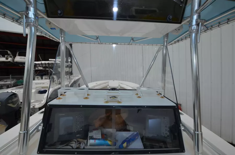 2002 SeaCraft 32 Master Angler