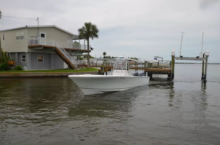 2002 SeaCraft 32 Master Angler