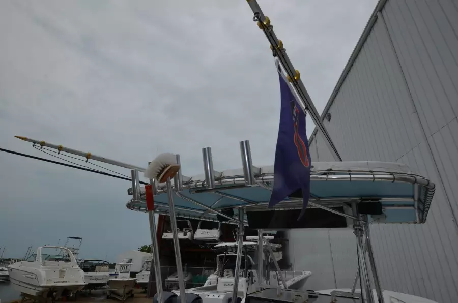 2002 SeaCraft 32 Master Angler