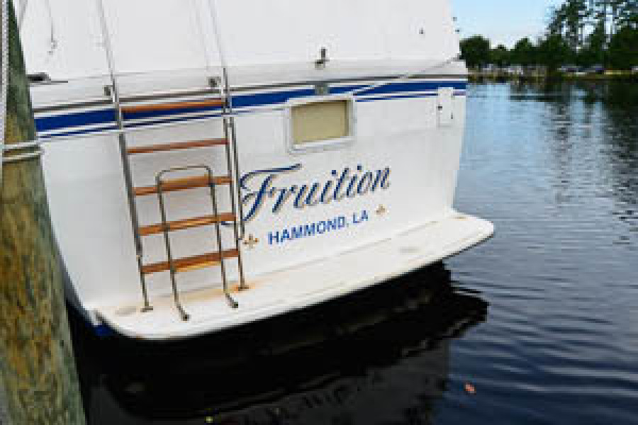 1987 CHB Sea Master Sundeck
