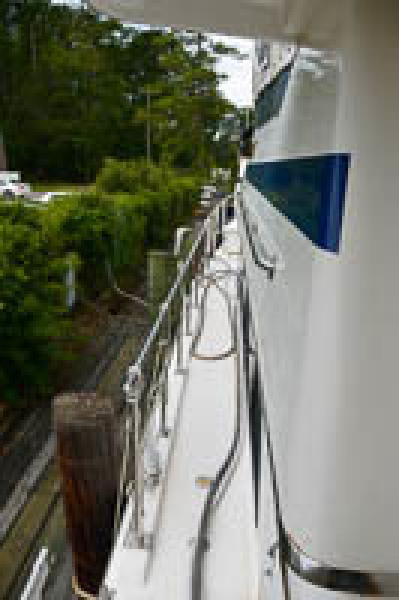 1987 CHB Sea Master Sundeck