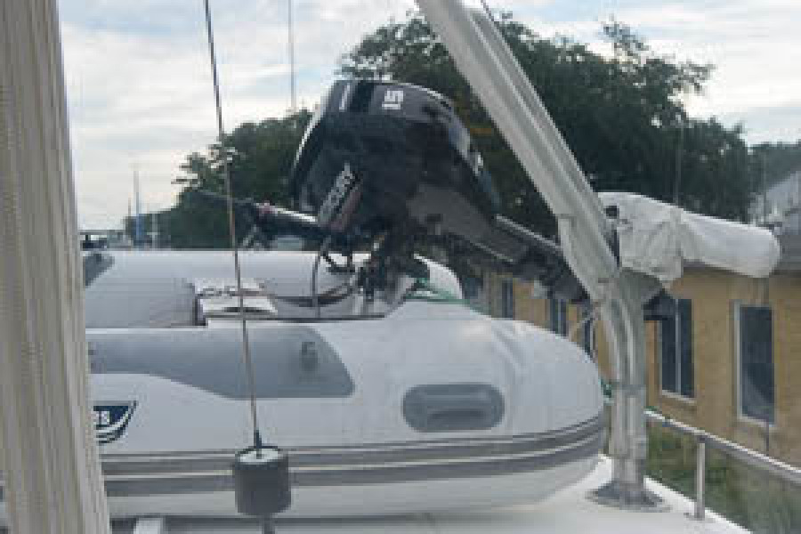 1987 CHB Sea Master Sundeck