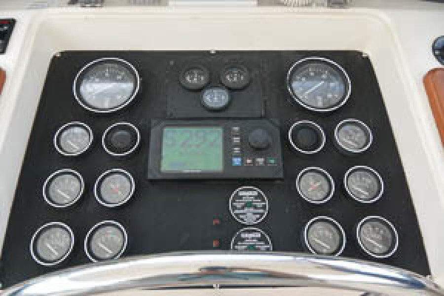 1987 CHB Sea Master Sundeck