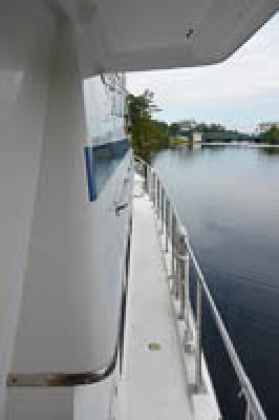 1987 CHB Sea Master Sundeck