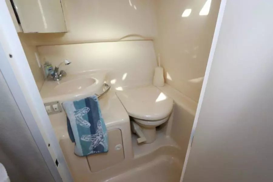 1999 Sea Ray 290 Sundancer