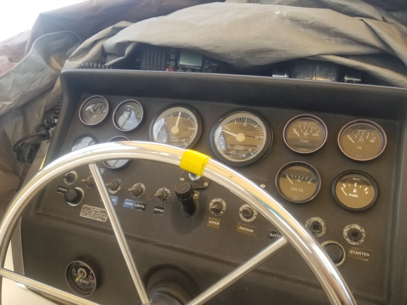 1980 Chris-Craft 350 Catalina