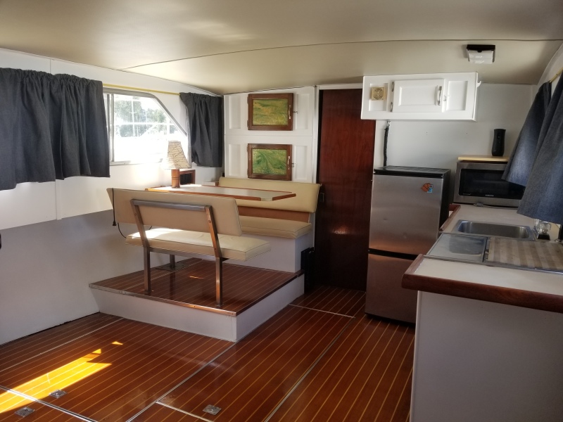 1980 Chris-Craft 350 Catalina