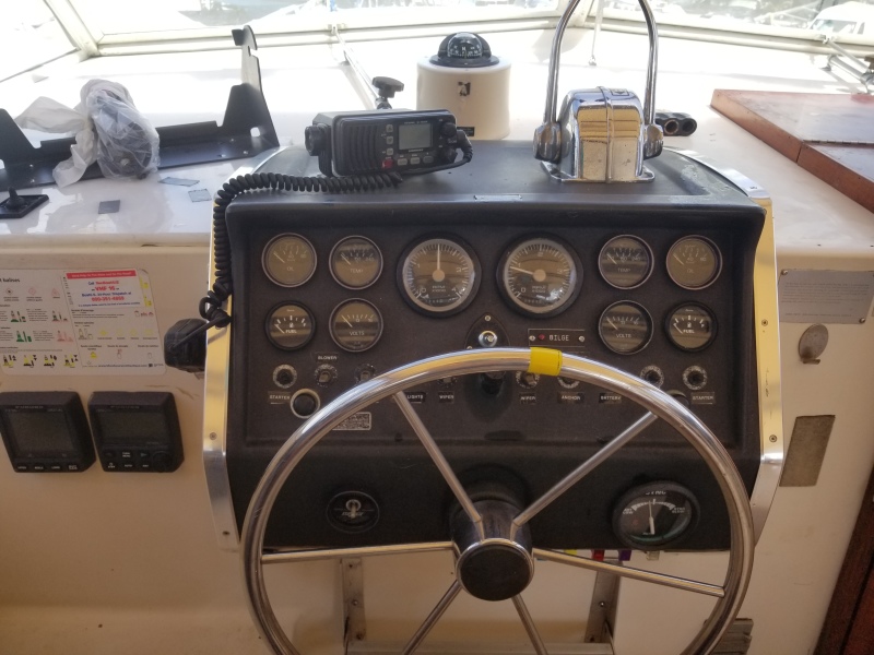 1980 Chris-Craft 350 Catalina