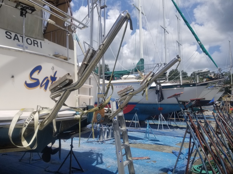 1980 Chris-Craft 350 Catalina