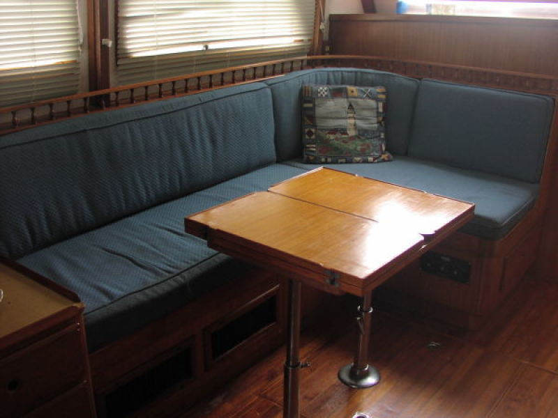 1981 Albin 43 Trawler