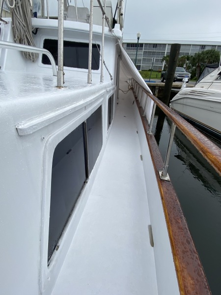 1981 Albin 43 Trawler